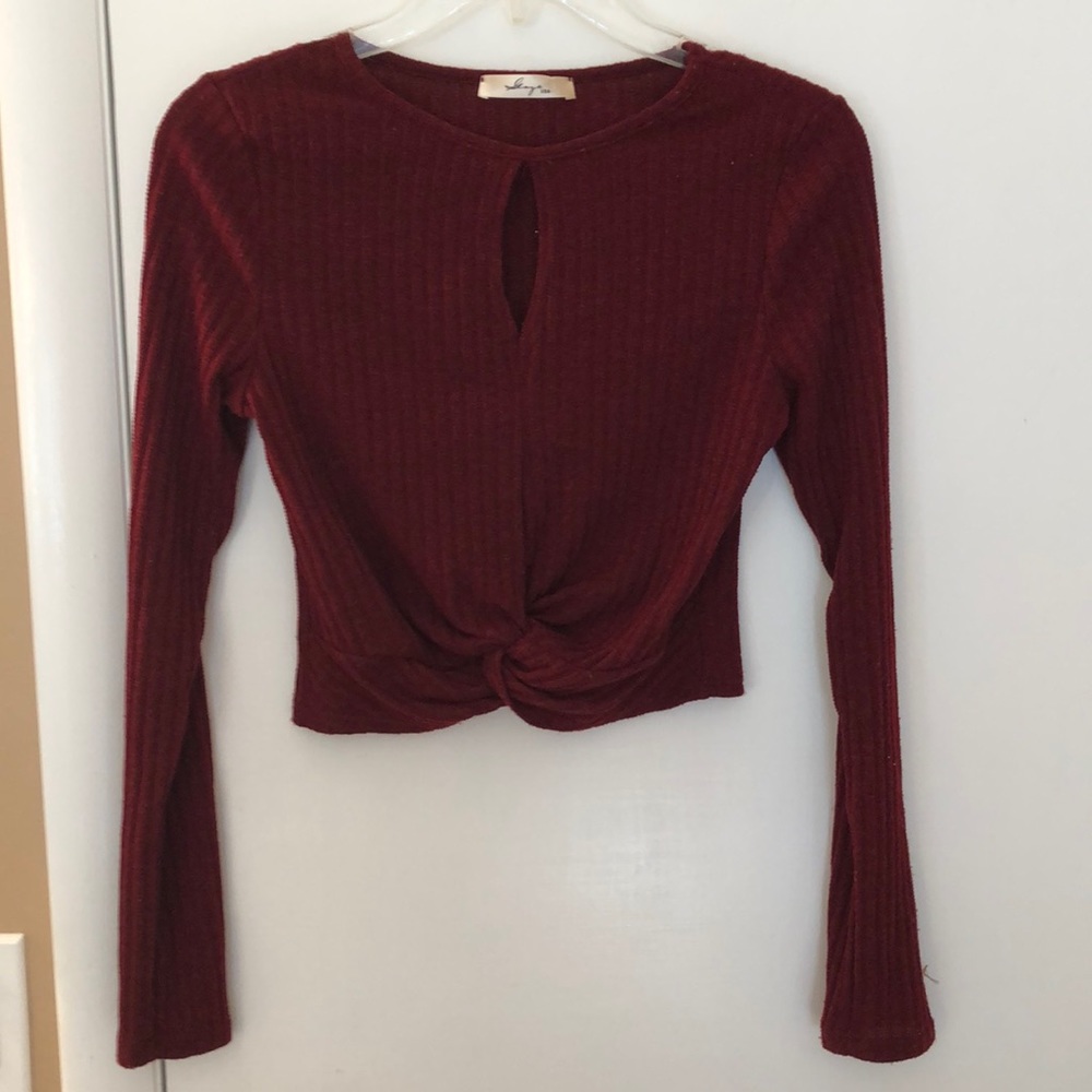 Maroon long sleeve crop top
